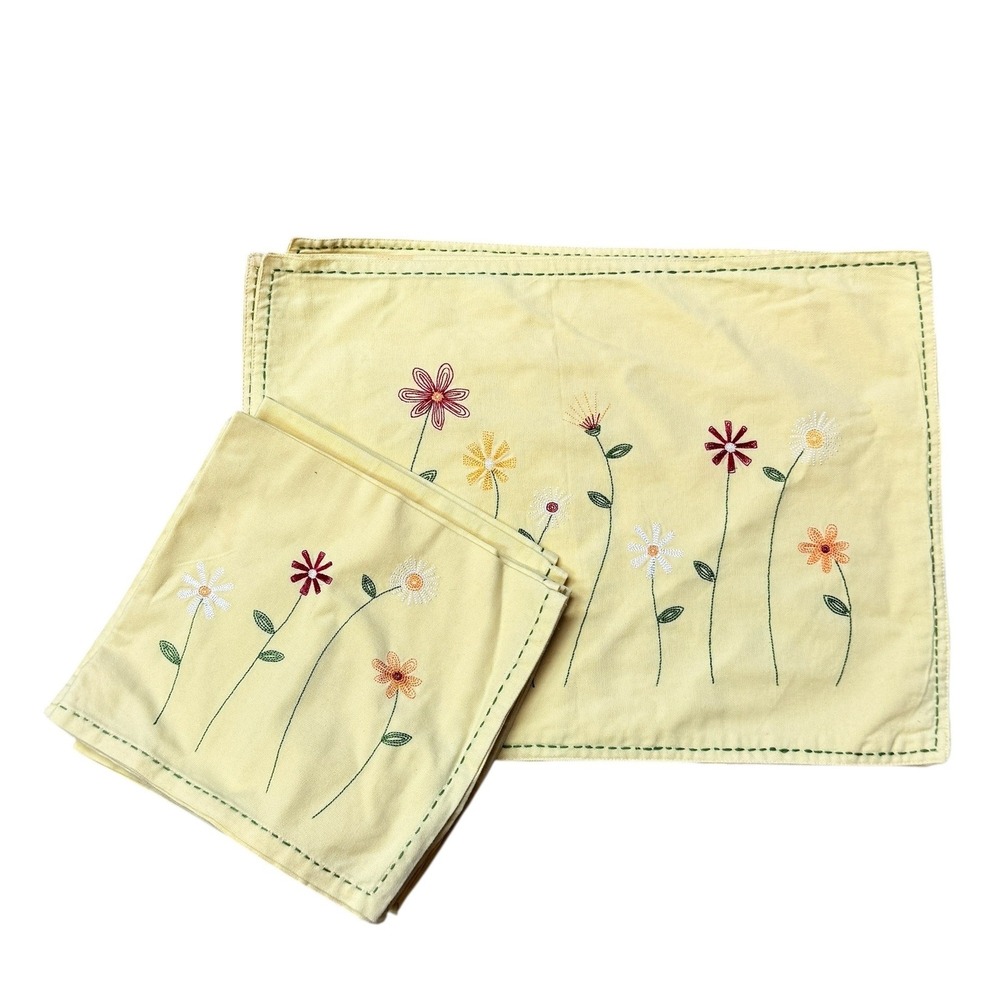 Tag Embroidered Floral Placemats and Napkins Set (4) Yellow Cotton Wildflower